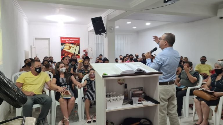 Culto na congregação de Porto Belo